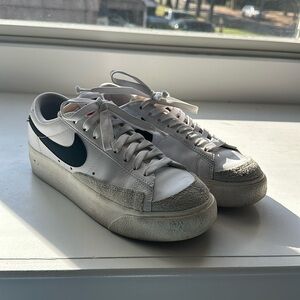 Nike Platform Blazer’s